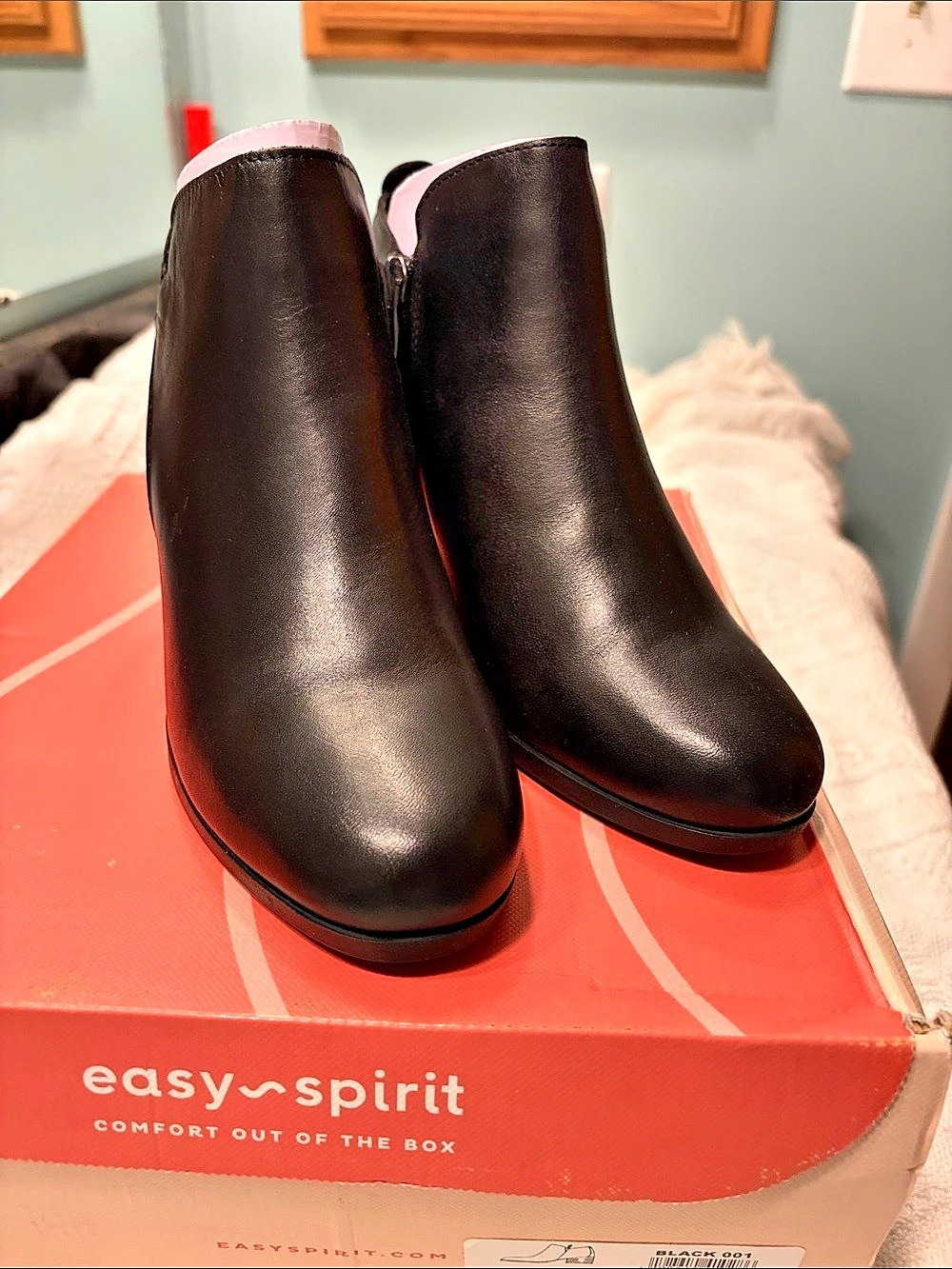 5, Easy Spirit Georgina Black Ankle Boots US 5M NEW, Adorable